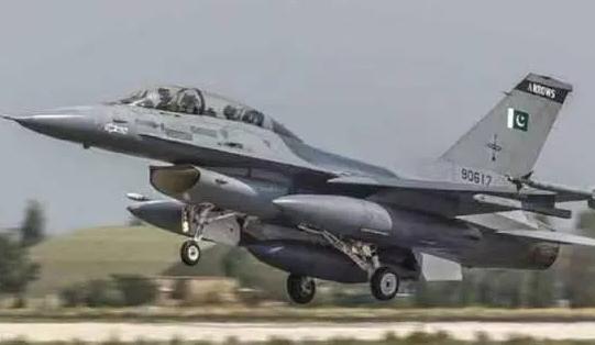 巴基斯坦升级美国的F-16战机，其实也是无奈之举，因为这款战机在巴基斯坦的保有量