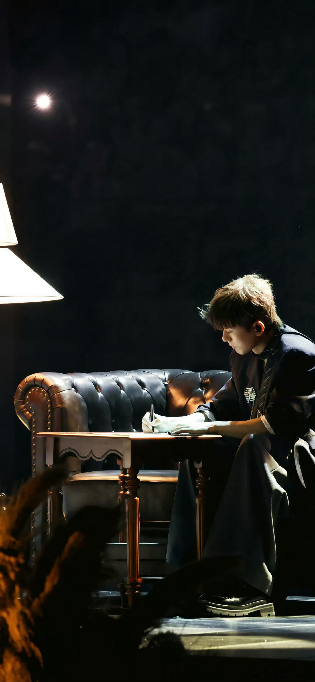 张杰可是妈妈张杰不是别的黄毛 张杰未LIVE巡回演唱会 张杰新发色太绝啦！黄毛造