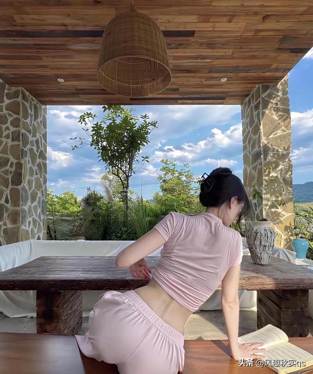 外求皆是苦，内求才有路。瑜伽读书两不误。