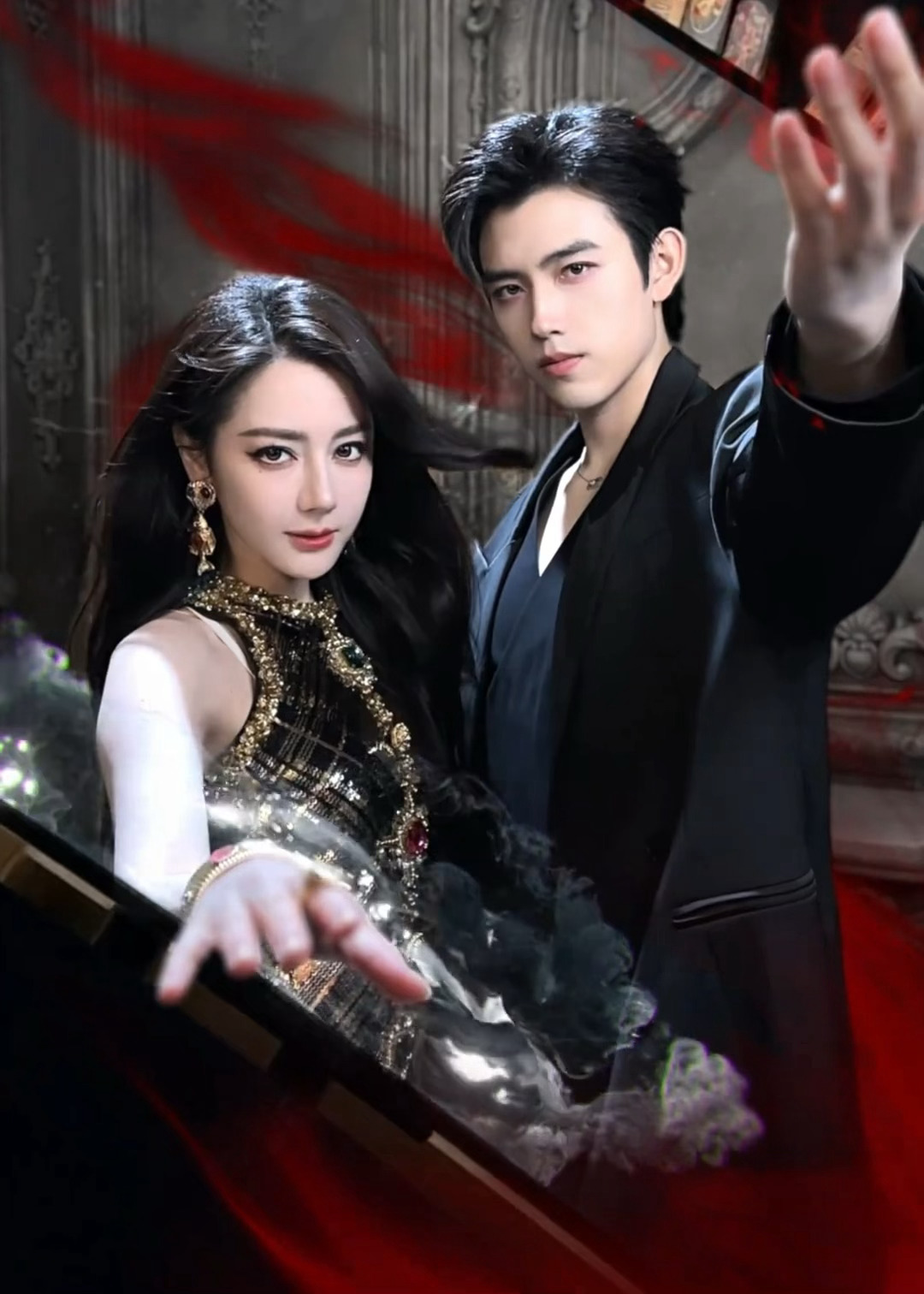 白日提灯所有人细品迪丽热巴陈飞宇这个侵略性的眼神，思胥万千两张建模脸帅绝美绝配绝