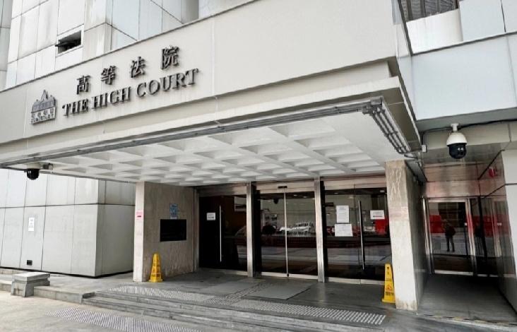 香港将军澳彩明苑53岁物业经理自2011年起，以报销为由擅自修改业主立案法团支票