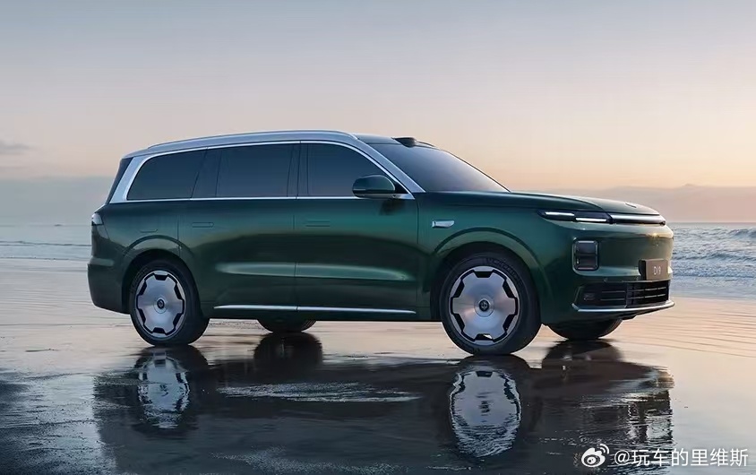 咱普通人买车，嘴上喊着要颜值、要智能，心里最惦记的还是“安全”俩字——毕竟开车出