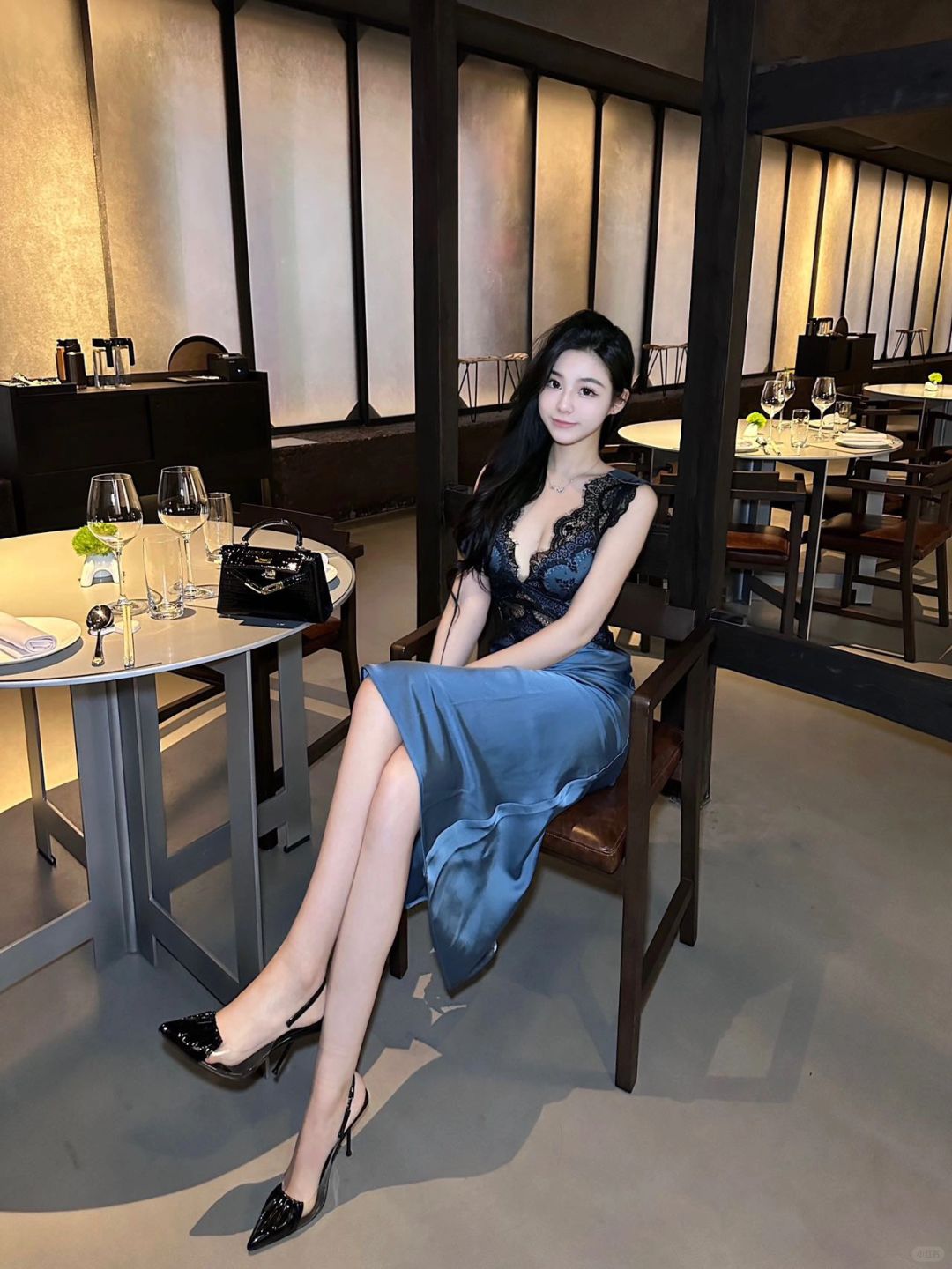 女人过了20 总要带点风情万种🦋