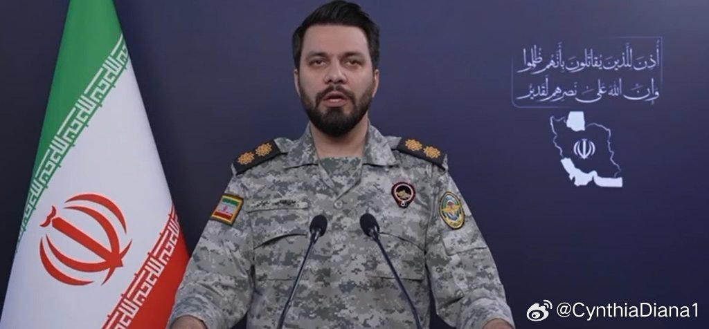 中央司令部发言人哈塔姆·安比亚宣布：“被击败的美国敌人和犹太复国主义者必须认识到