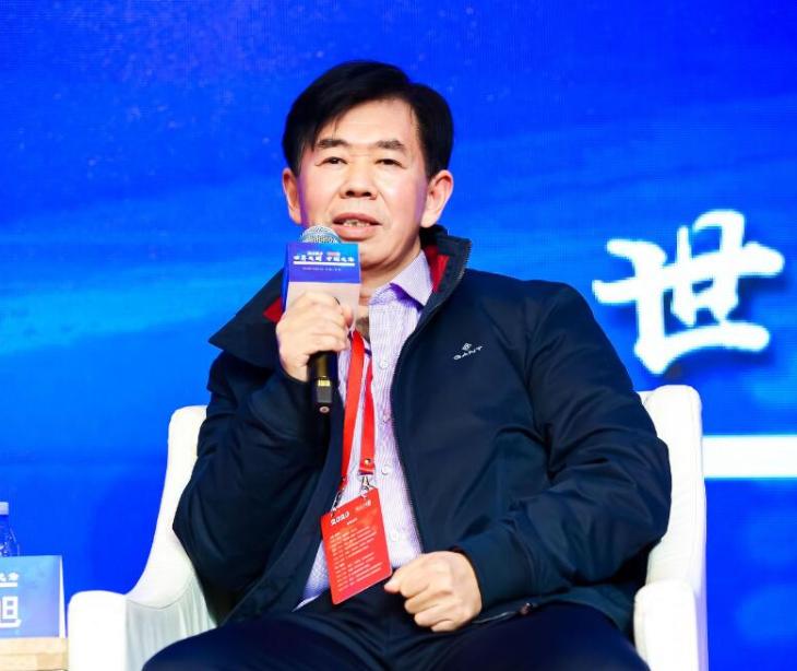 戴旭的话越品越对！


戴旭的话，
以前听着刺耳，
现在听着很有道理。


明明