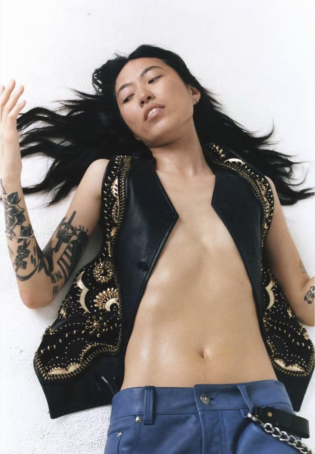 你们闺蜜 ​​​