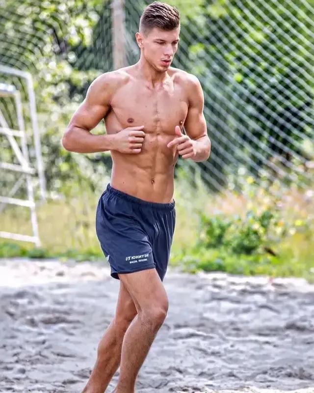 雅罗斯拉夫·波德尔斯尼赫（Yaroslav Podlesnykh ）俄罗斯排球运