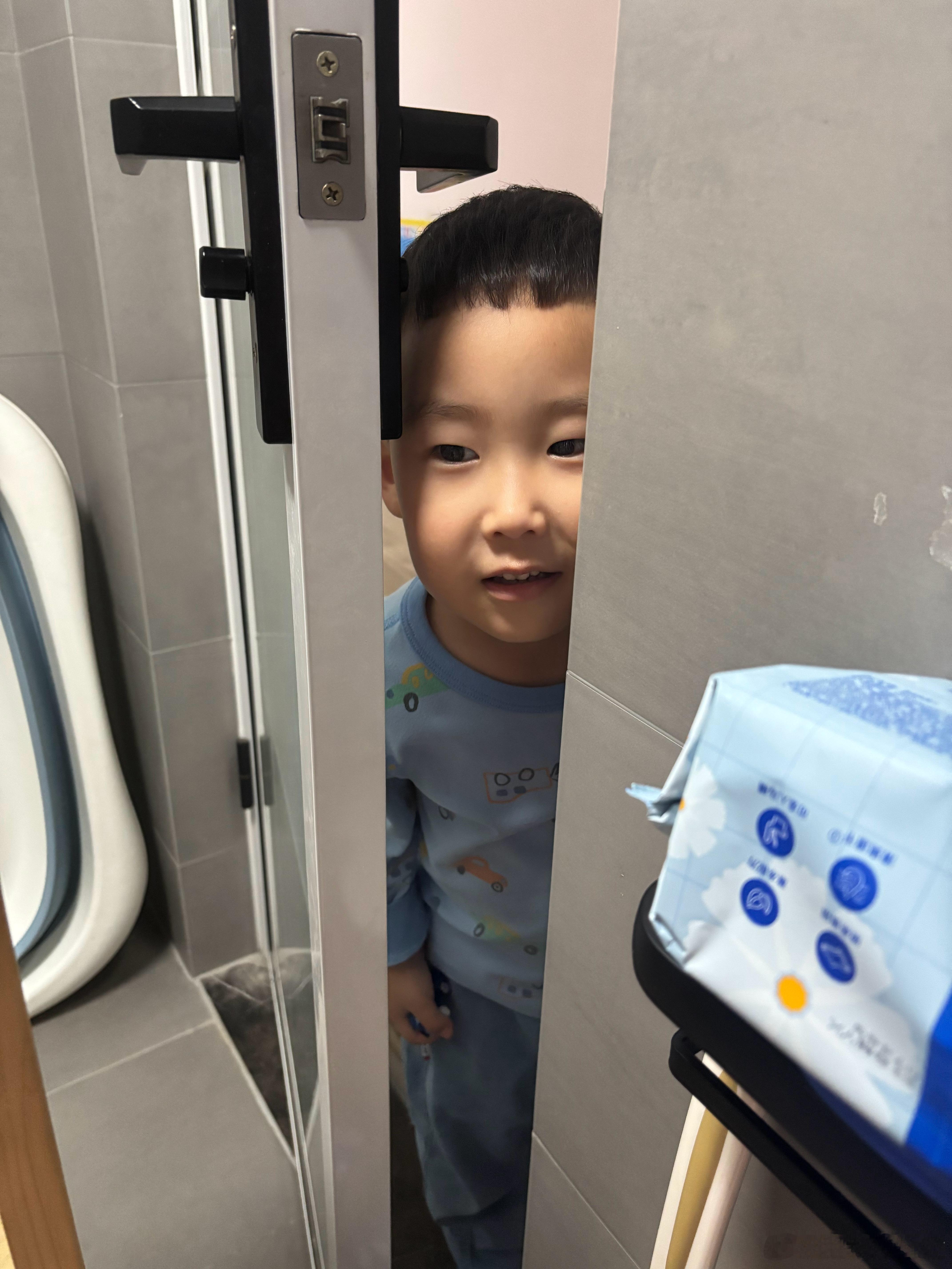 上个厕所都能烦死了。[无聊] ​​​