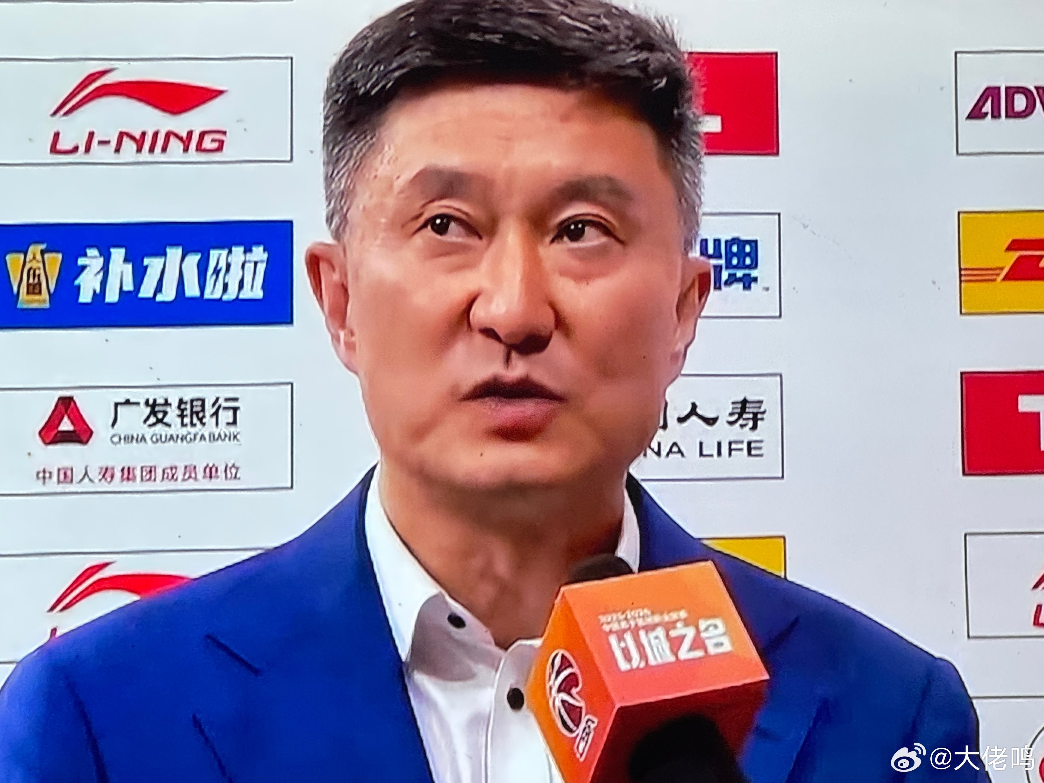 深圳男篮vs广东男篮精彩的广东德比，互有领先，打到最后才分出胜负，广东能克服困难