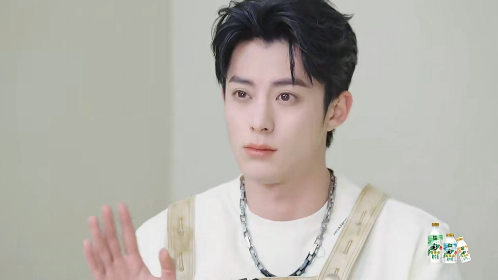 怎么能这么无辜🥹 