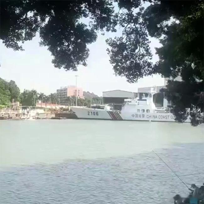 海警2106舰已刷号 ​​​，2105还在给054B当邻居 ​​​