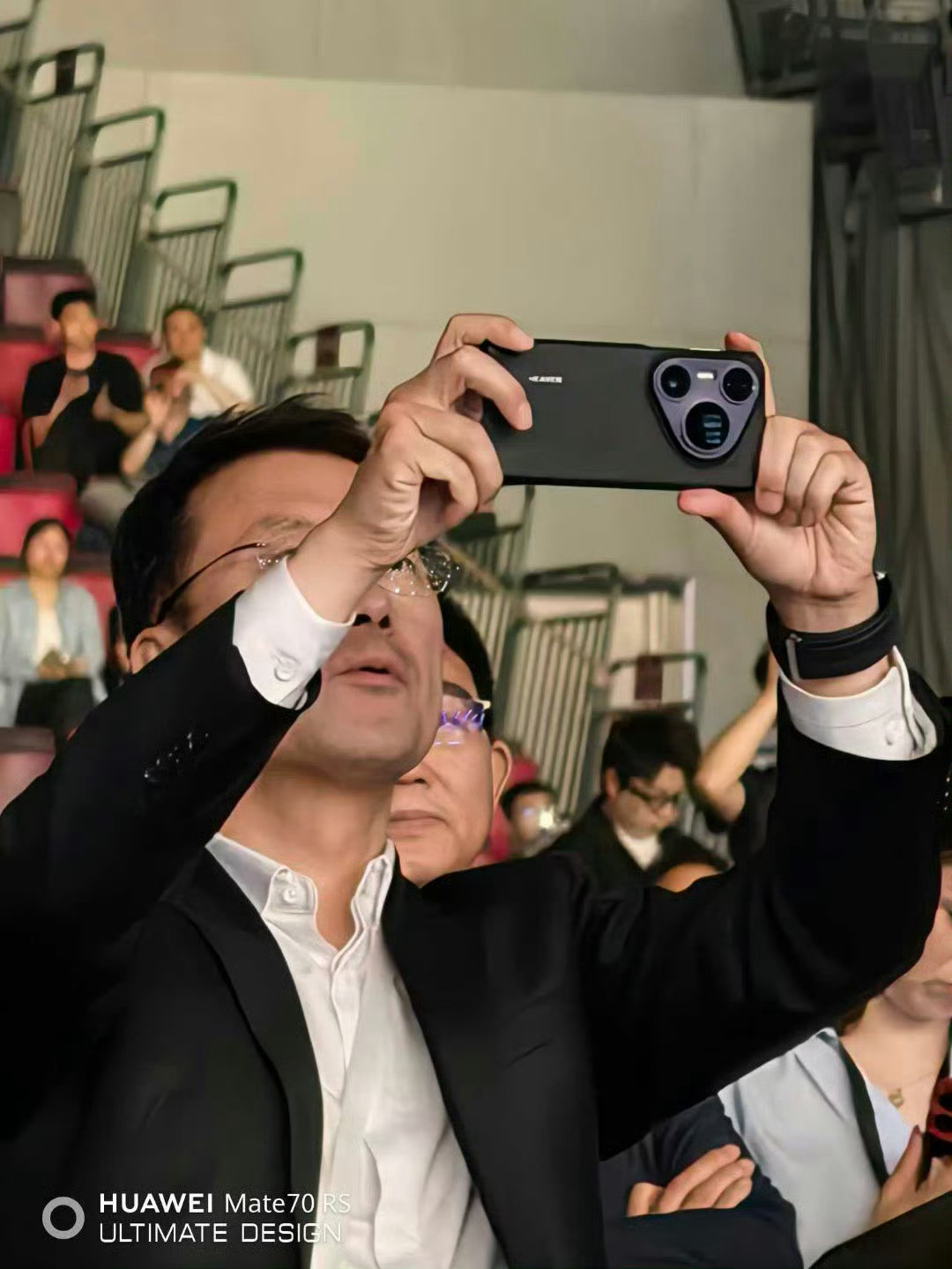 这就是Pura 80啊？ ​​​