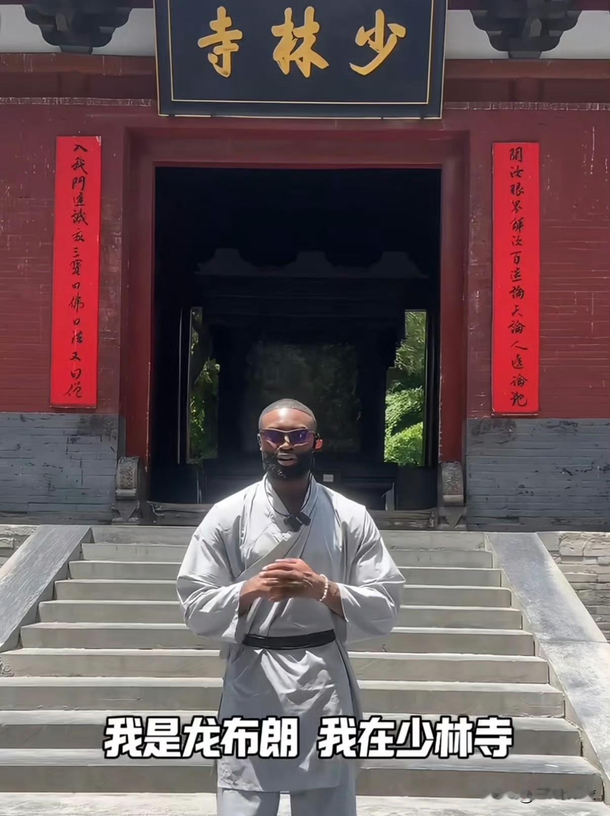 杰伦布朗生涯至今拿到的荣誉以及数据：

1、拿到1个总冠军
2、拿到1个FMVP
