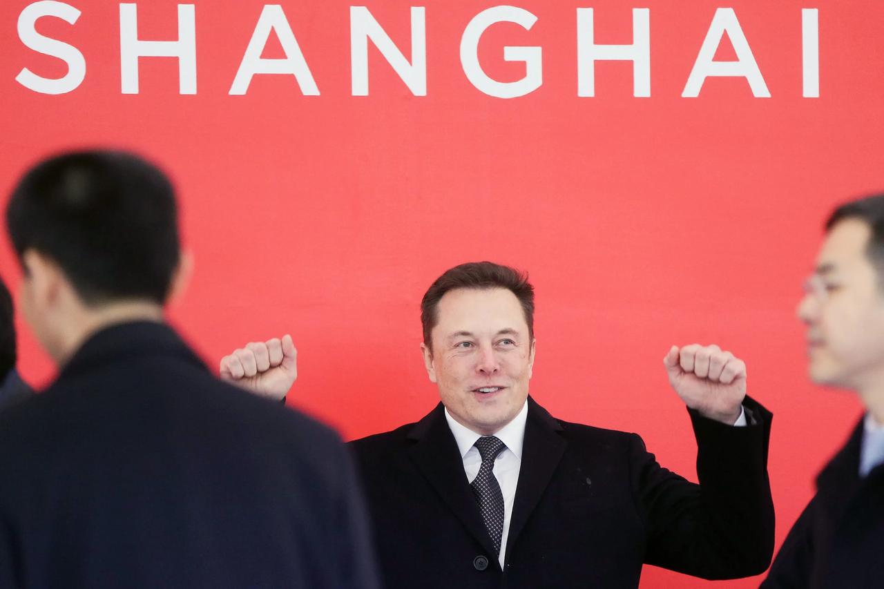 马斯克表态台湾是中国一部分。这很正常吧！你问哪一个在中国有生意的跨国企业老总有关
