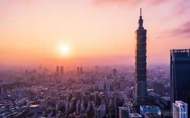 31国联军汹汹围堵西太！中国双航母亮剑台海，苏起直言：美国根本不敢插手
 
西太