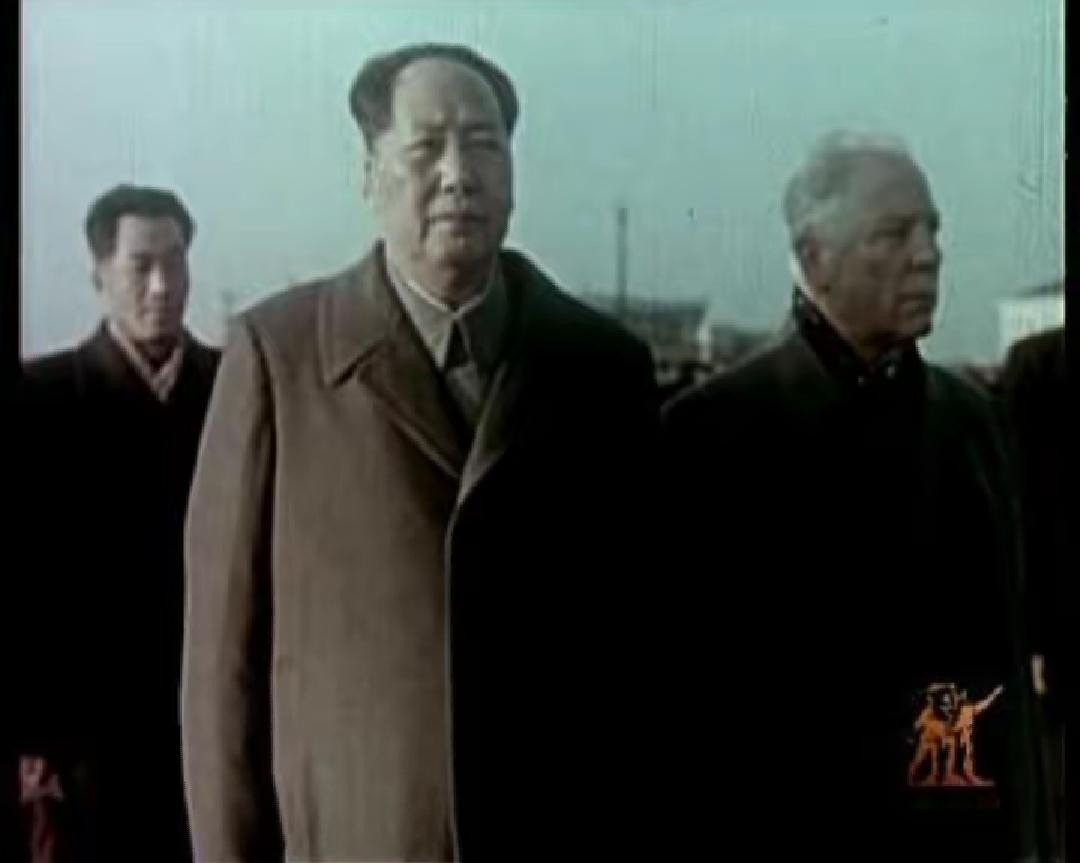 毛主席一九五七年率团访问苏联，在莫斯科留下了珍贵的照片！