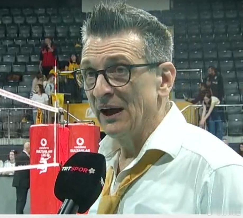 国际排坛动态古德蒂：“对阵费内巴切，比赛怎么可能轻松得起来？瓦尔加斯、小彩娃、克