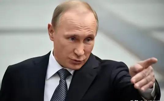 俄1万多枚导弹、数万架无人机、几百万发炮弹都击不垮乌克兰，终于找到原因，这次威胁