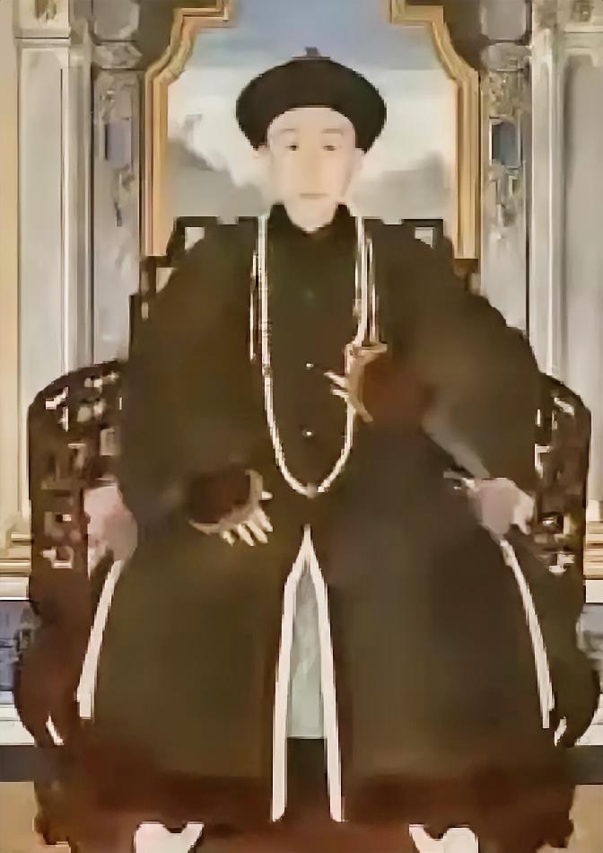 1736年，乾隆的弟弟弘昼与讷亲发生争执，当着百官的面，弘昼突然一脚将讷亲踹倒，