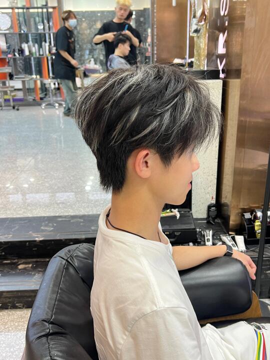 这样的挑染你喜欢吗？