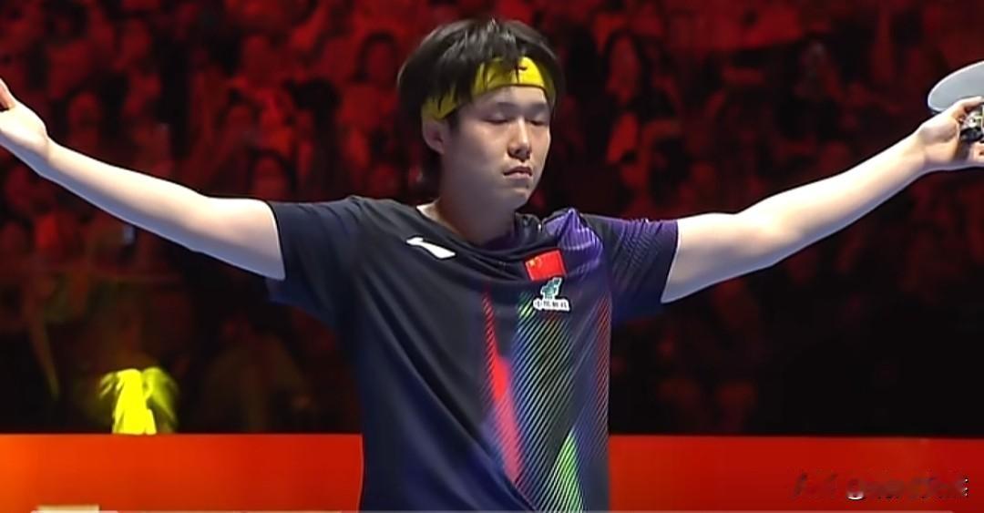 绝境翻盘！王楚钦鏖战七局，让三追三，大比分4-3逆转战胜达科，强势挺进澳门世界杯