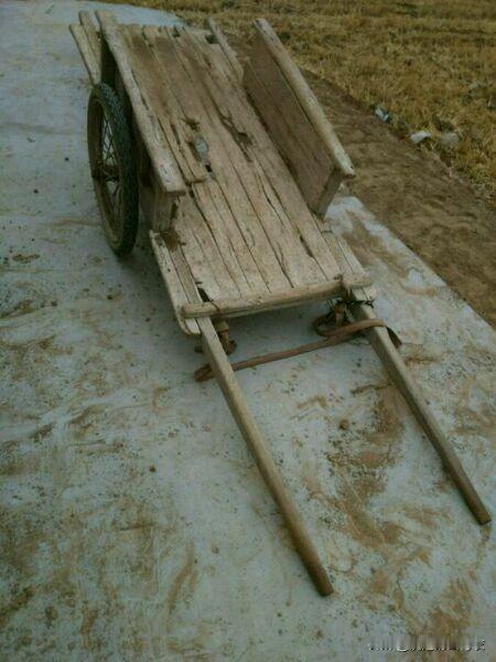 每日分享一句人生感悟富人通过钱来支配穷人，让穷人来给自己提供各种服务，比如外卖、