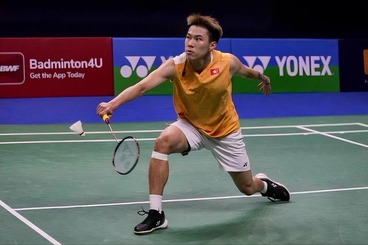 李卓耀他又输了！
全运会输给刘亮，就这么出局了。

从团体到单项，李卓耀就只赢了