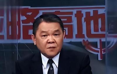 这两天台湾一个叫黄征辉的退役舰长上了电视，刚上来就火力全开，直接将两岸议题讲得头