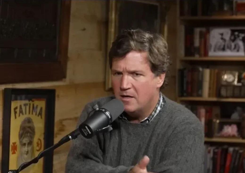 特朗普将知名保守派记者塔克·卡尔森从MAGA开除

美国总统唐纳德·特朗普在接受