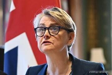 英外长拒特朗普海峡收过路费，嘴上挺通航暗批伊朗！

7月13日伦敦，英外长库珀在