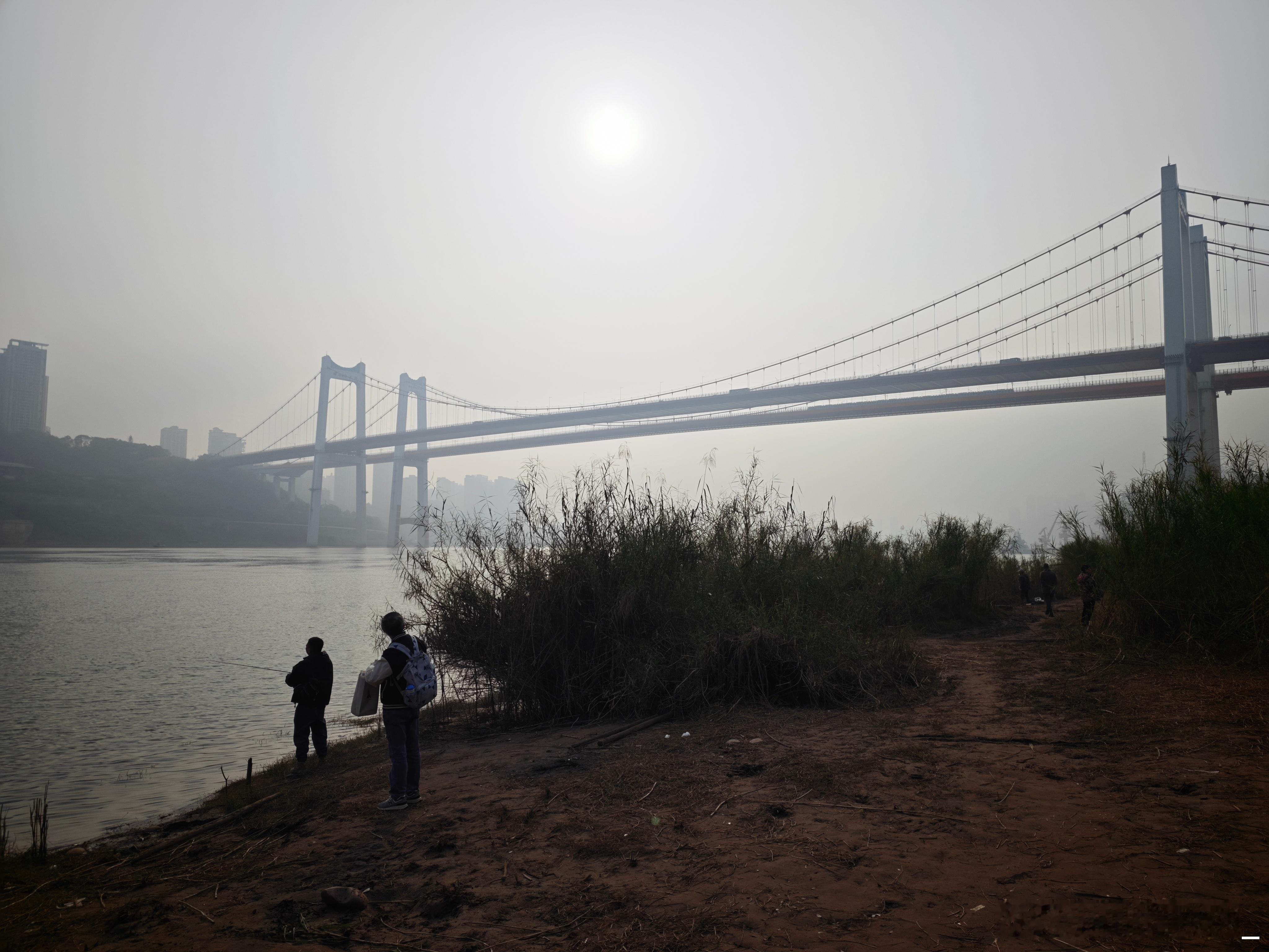 重庆的冬天，只要天气好就要抓紧时间出来晒太阳