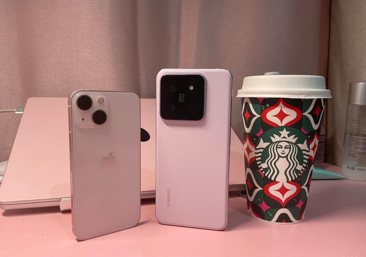 万年果粉从iPhone14到双持小米14，
我直接破防了，顶着压力说些真话，
堪