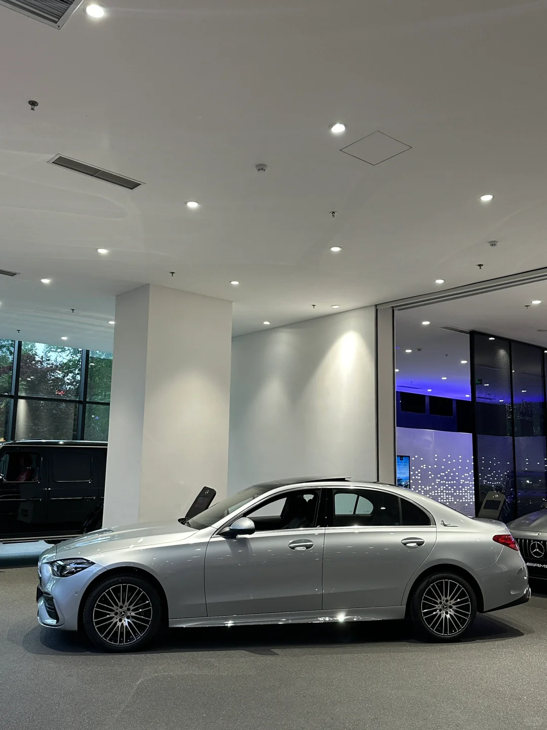质感银C260L😍