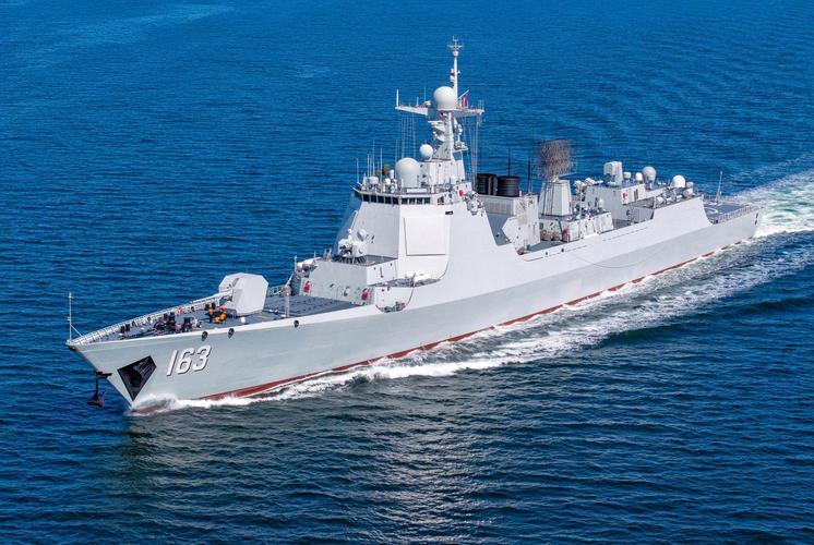 中国052DE遭冷遇？不是买不起，竟是养不起？
 
为什么052D系列外贸版05