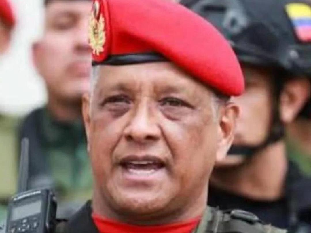 惊天背叛！委内瑞拉总统卫队司令塔巴塔将军竟被美国5000万美元赏金收买，亲手将总