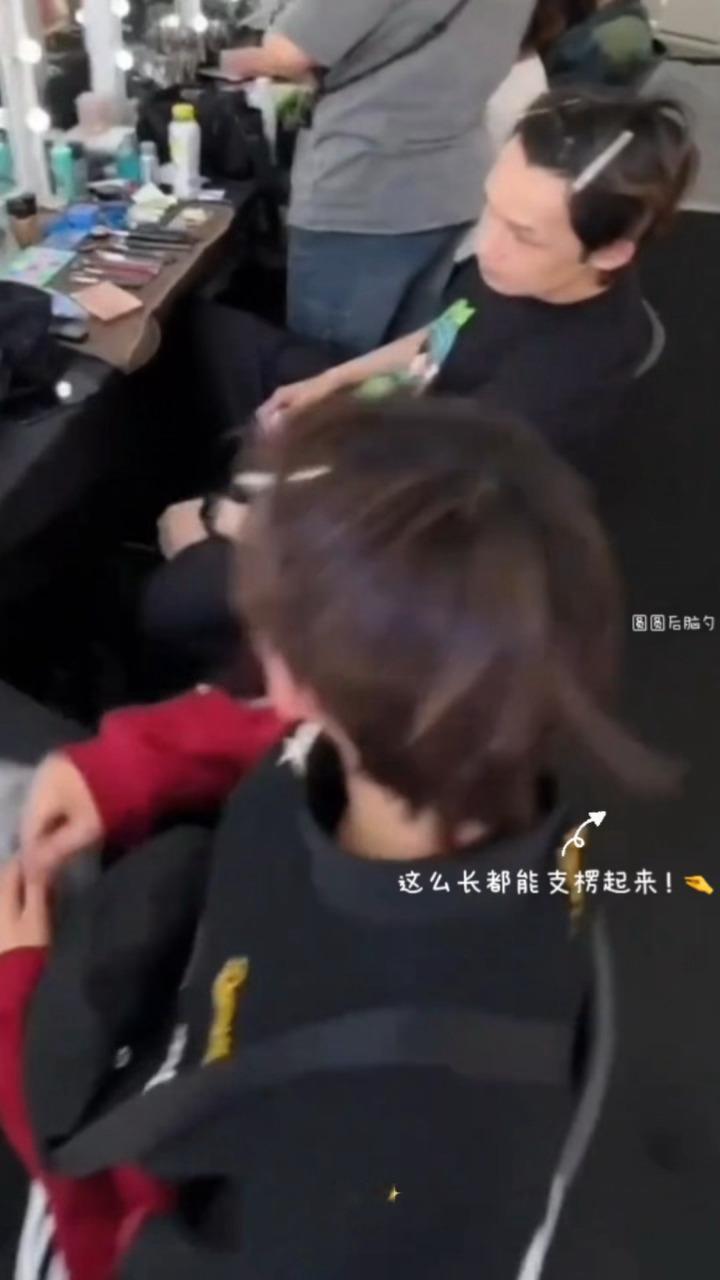 盘点高嘉辉后脑勺的犟种呆毛 网页链接
