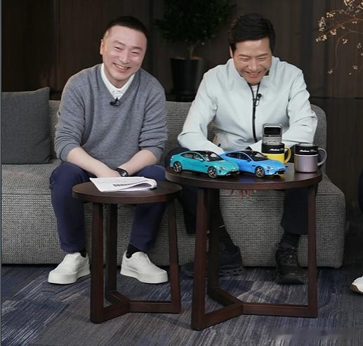 身高问题：前端时间感冒了状态不好，我当时脑袋短路，我认真的量了一下还是1.81，