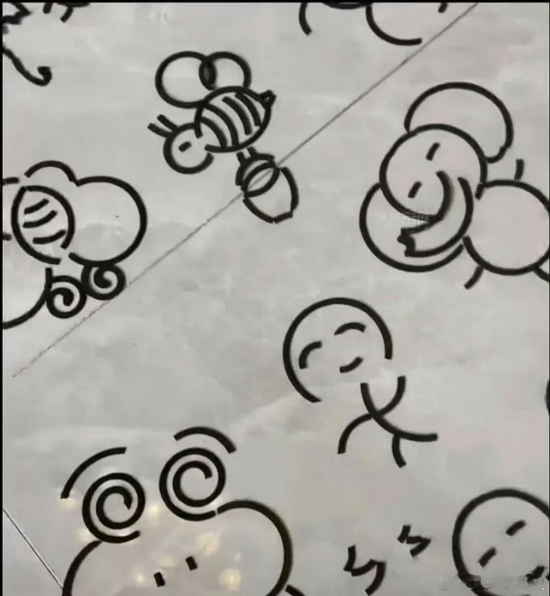 网友问：刚买的蚊香，一进屋就这样了，这种情况是先打还是先夸？ 