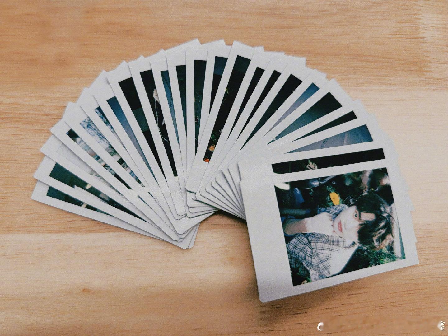 丁程鑫有芥么多拍立得 晒拍立得，有介么多！这个真的得接了！ ​​​