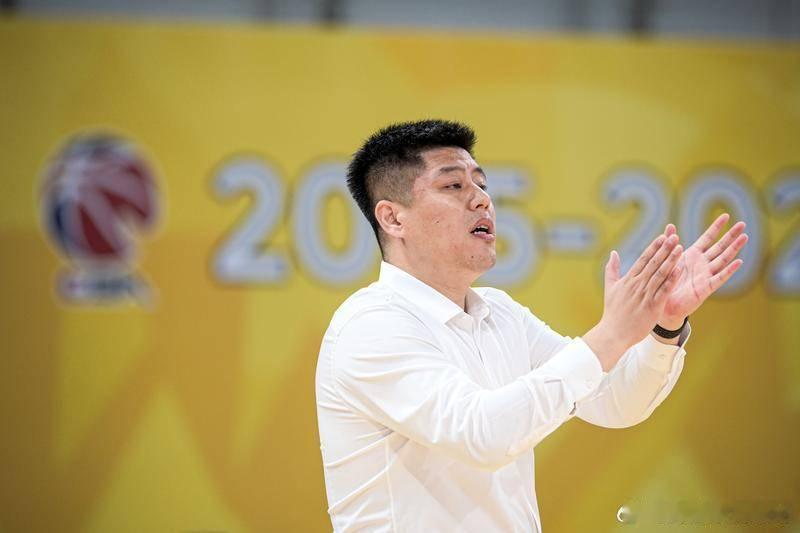 山西接连遭处罚 主帅：决不能放弃 要拼到最后！------北京时间5月13日消息