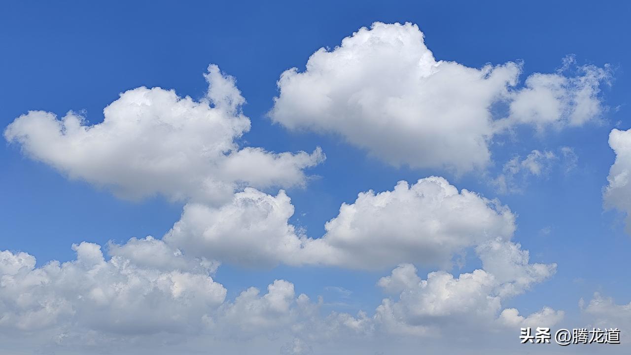 能否分享一下你拍摄的天空蓝天奇云随风游