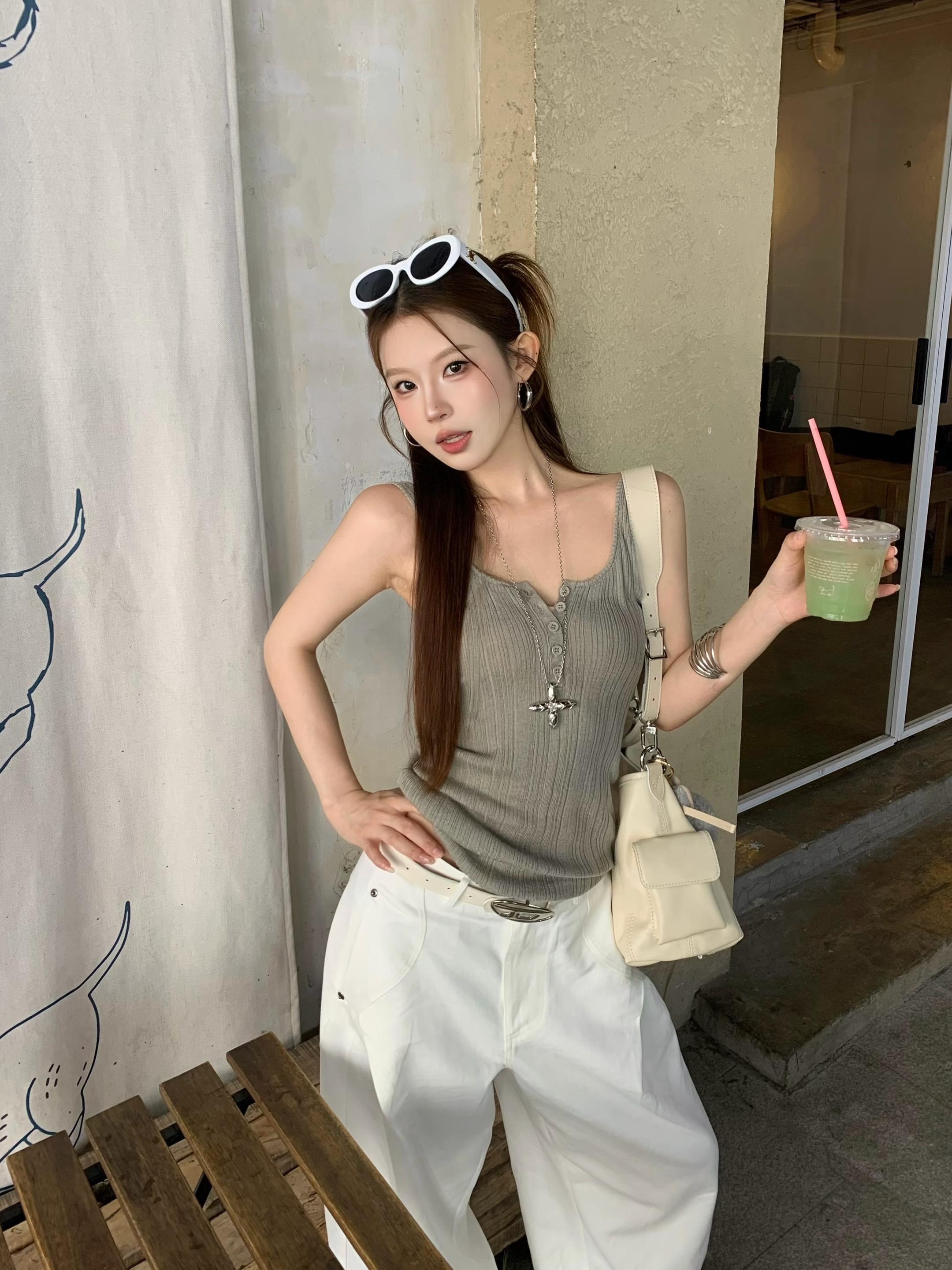 答应我的 却变成我为难你的