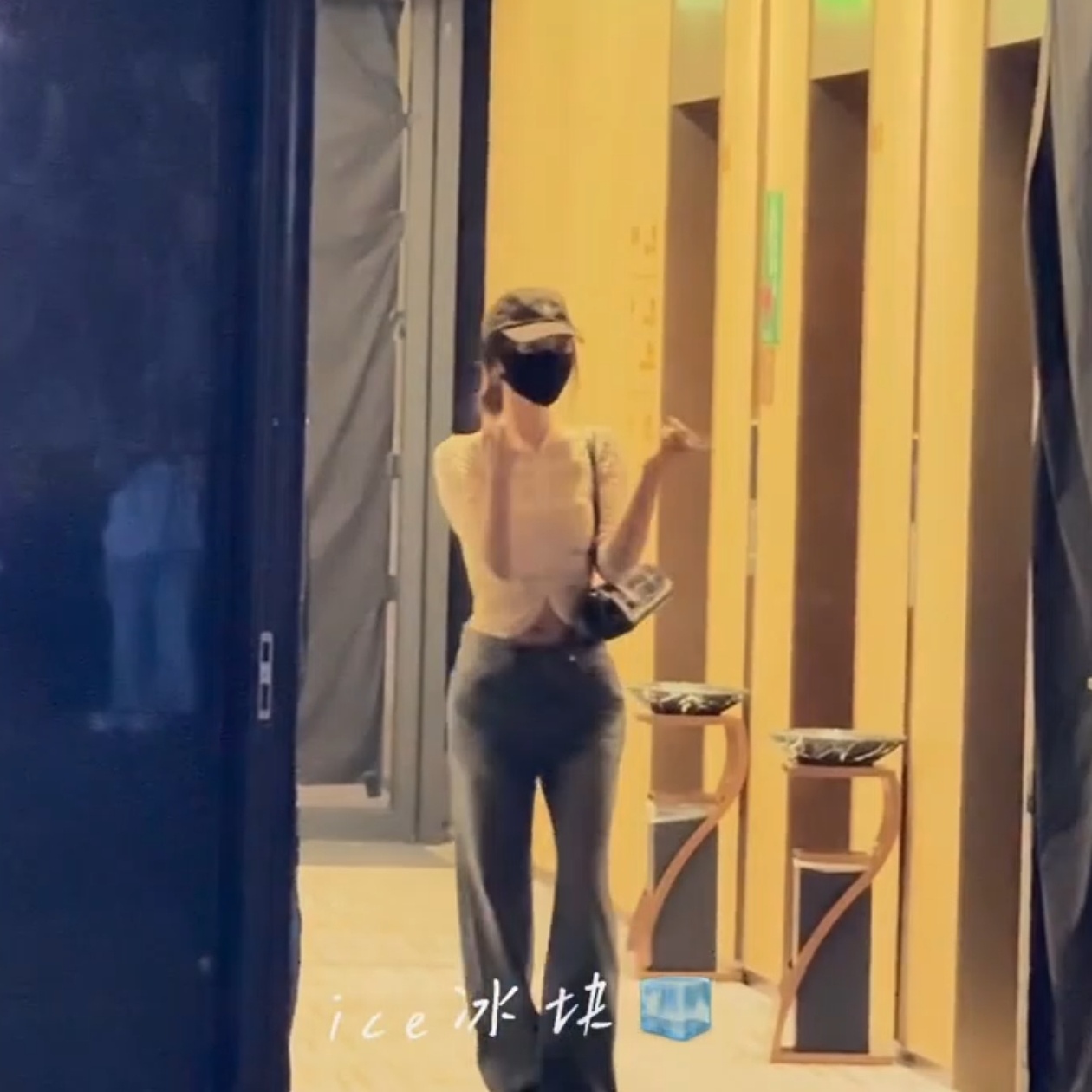 姐姐勾勾手指我就来啦[来]虞书欣何盼 ​​​