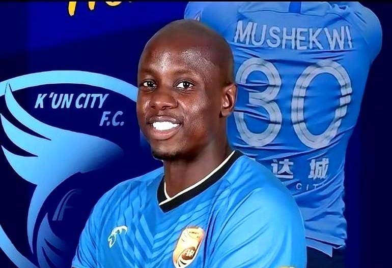 32岁时，所有人都说他老了，该退了。

结果从33岁到37岁，他连续5个赛季进球