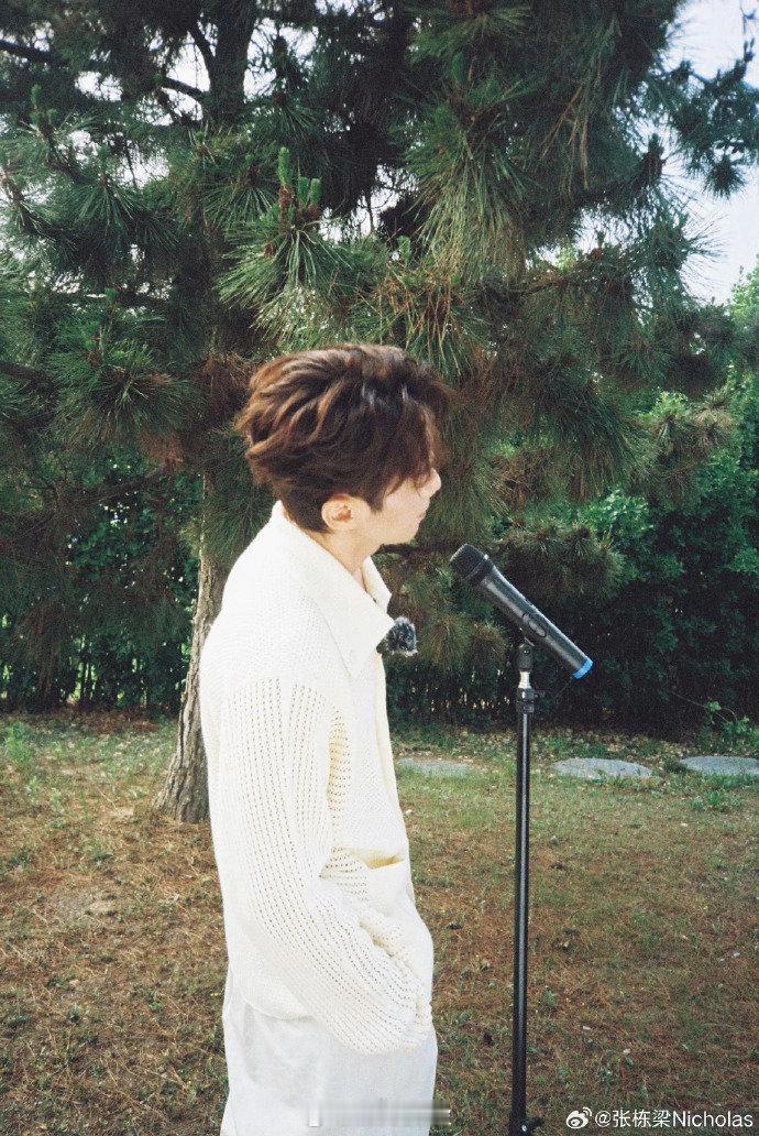 张栋梁好适合变态赛道谁懂啊！张栋梁演反派也太带感了！导演说他天生变态，我直接举双