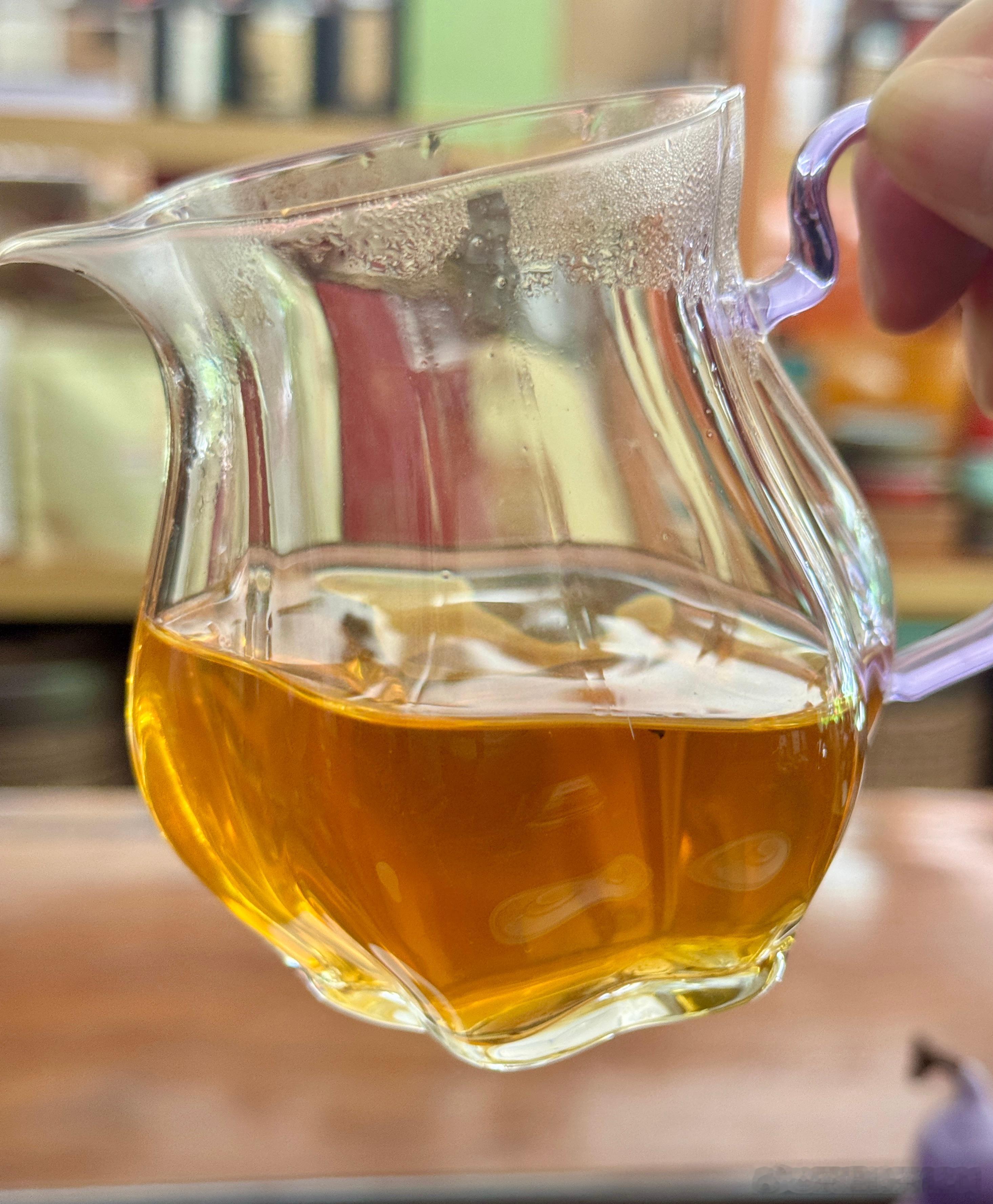 新上架—武夷岩茶-百瑞香~简装166g(20包*8.3g)干茶条索乌润，自带蜜糖