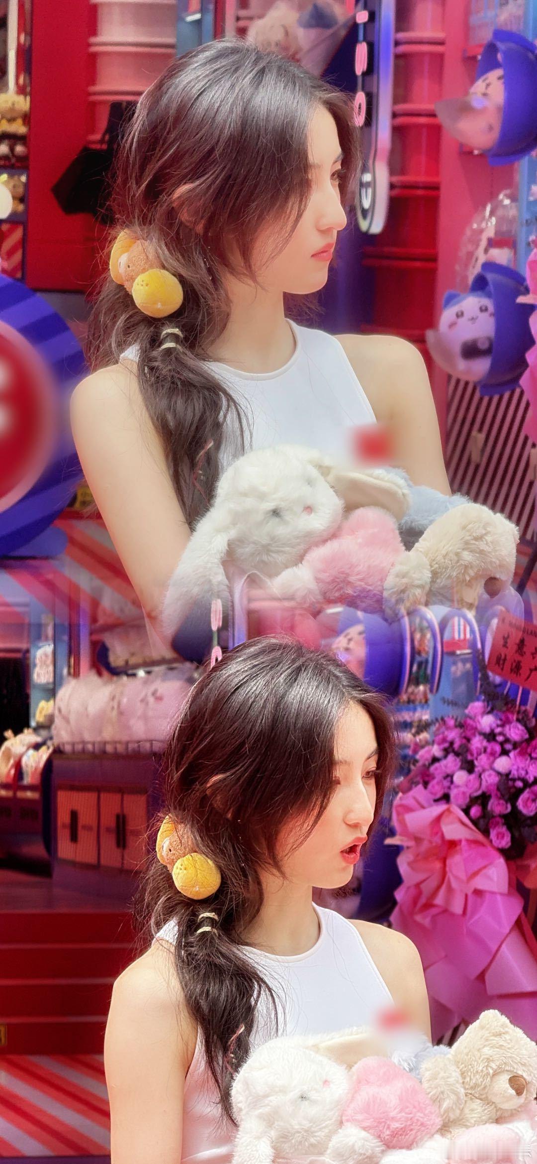 张子枫说广东凉茶可以代替冰美式 张子枫的小脑袋瓜里都是奇思妙想！说广东凉茶能代替