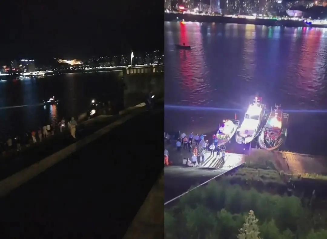 重庆一男孩坠入长江后亲属施救3人均失联。
7月26日晚有网友反映，一名男孩当晚在