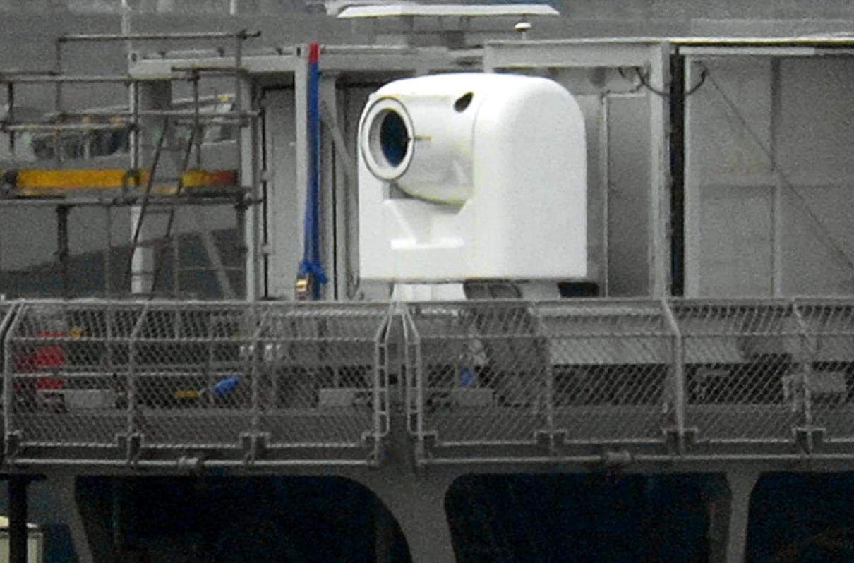 近期美媒披露的一则消息搅动了东亚安全格局，日本防卫机构证实正在为一艘舰艇安装可击