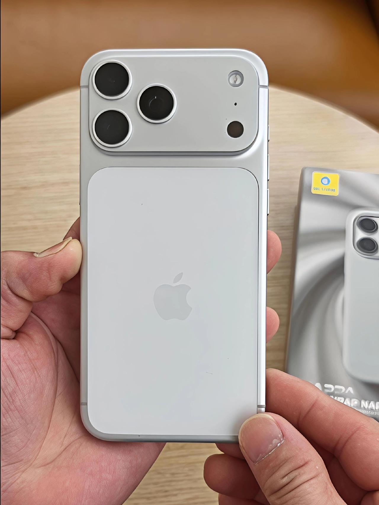 新手机 iphone17promax 手机壳分享 BLUEO 极简主义